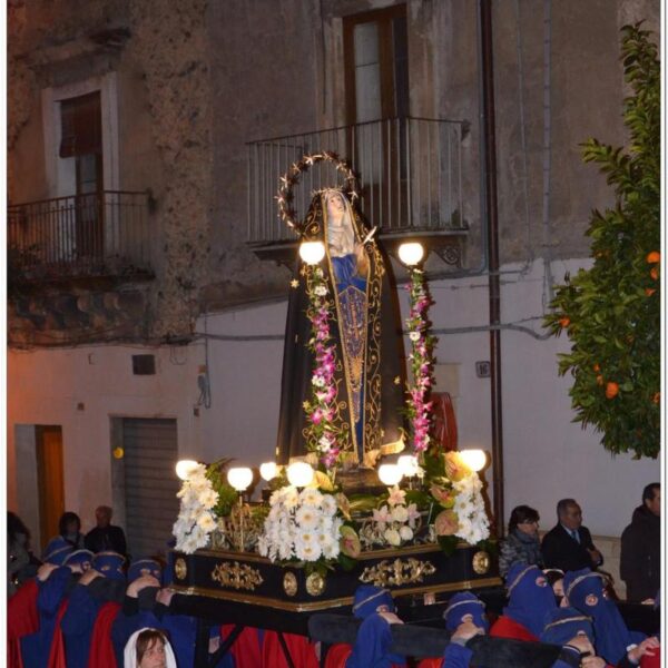 ECCE-HOMO-02